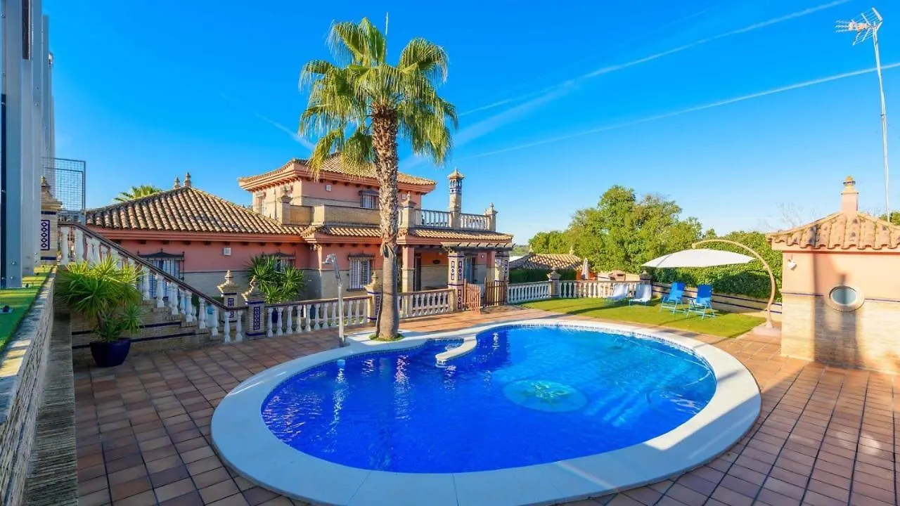 Casa Con Pista De Padel Castilblanco De Los Arroyos By Ruralidays Sevilla Feriehus